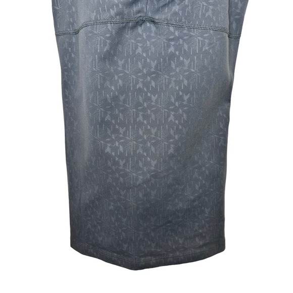 Pure Barre by SPLITS59 Grey Print Built in Bra Razorback Tank Top Size XS - Picture 3 of 9